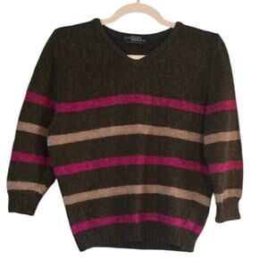 Vintage Sweater Size Medium